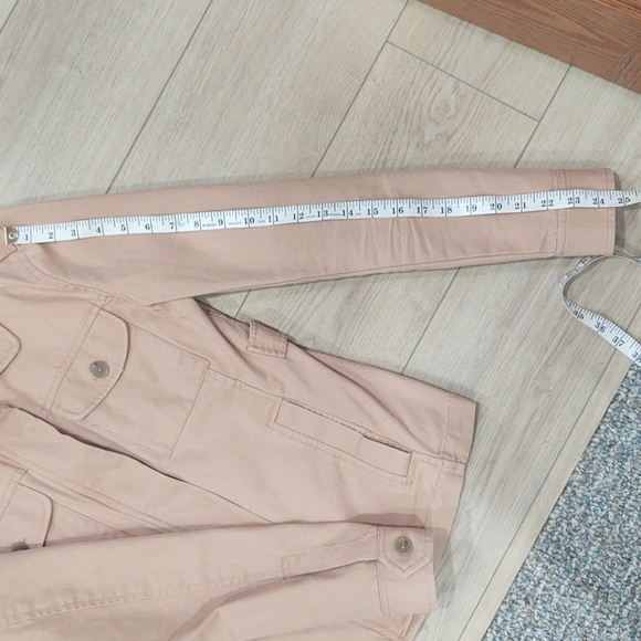 Loft Jacket - Picture 7 of 7